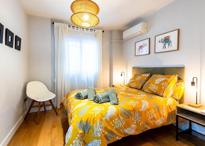 2 Hab 2 Banos Con Parking Junto Al Casco Historico