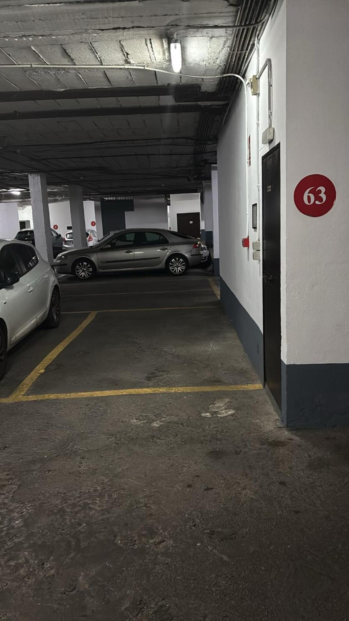 2 Hab 2 Banos Con Parking Junto Al Casco Historico